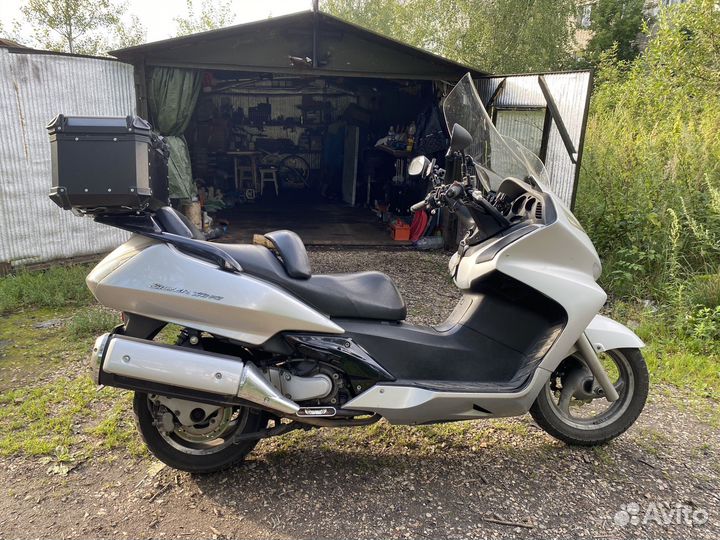 Honda silver wing 600