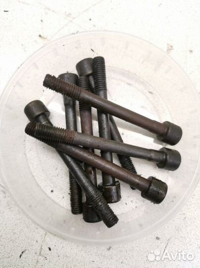 Болт головки блока цилиндров Nissan 100Nx B13