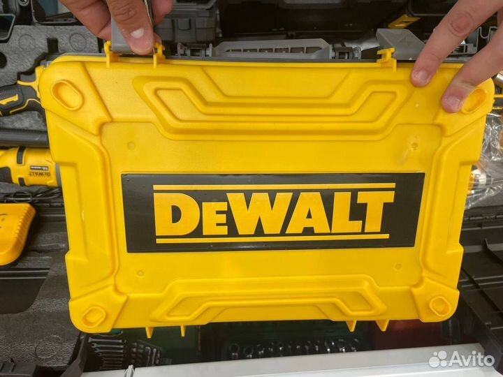 Шуруповерт - ледобур Dewalt