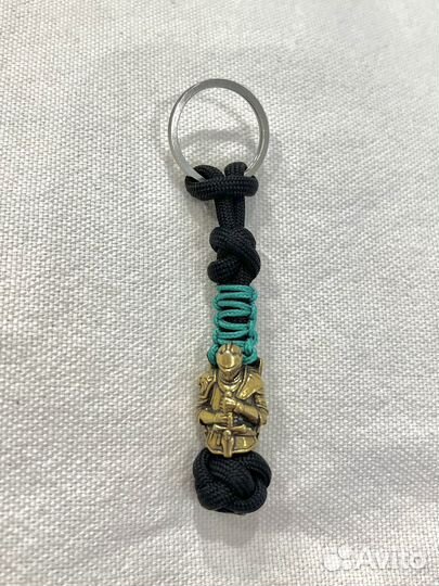 Темляк для ножа, брелок для ключей. Рыцарь