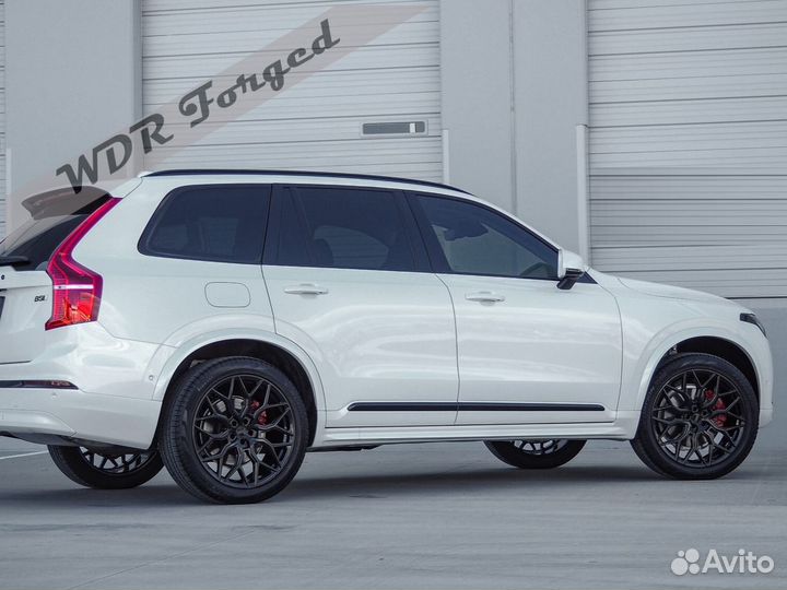 Кованые диски R22 на Volvo XC90