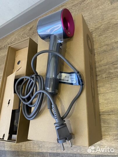 Фен dyson supersonic