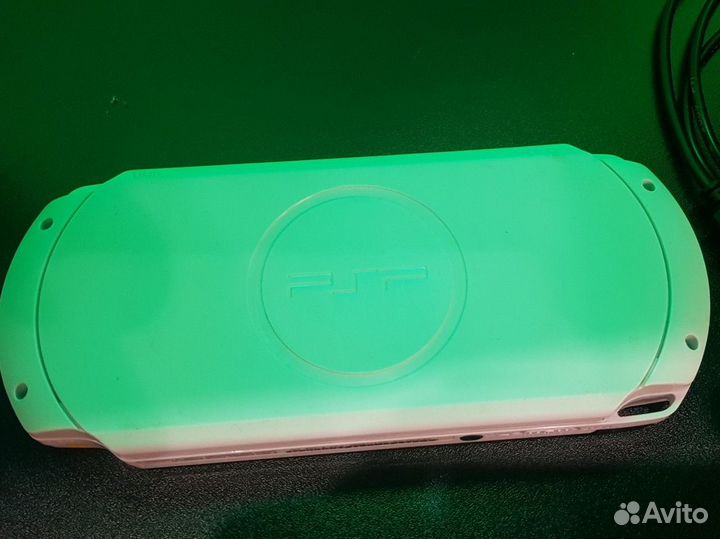 Sony PSP e1008 белая