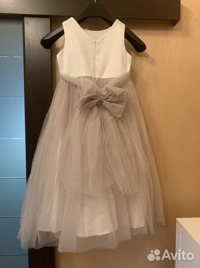 Нарядное платье для девочки