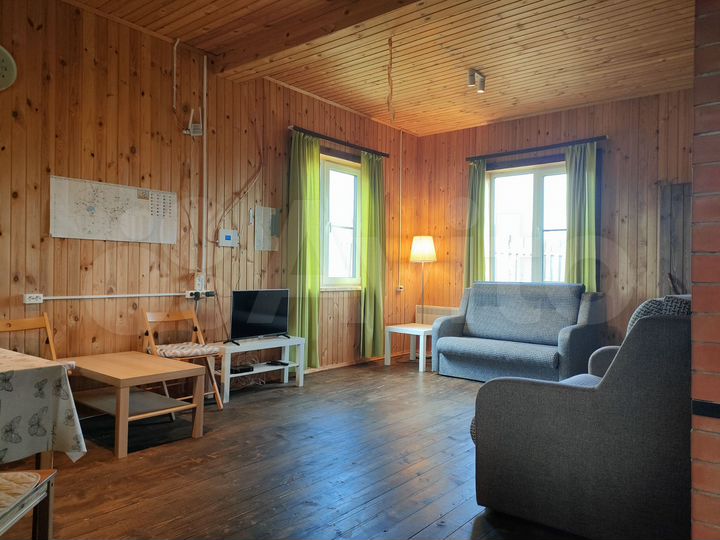 2-к. дом, 111 м²