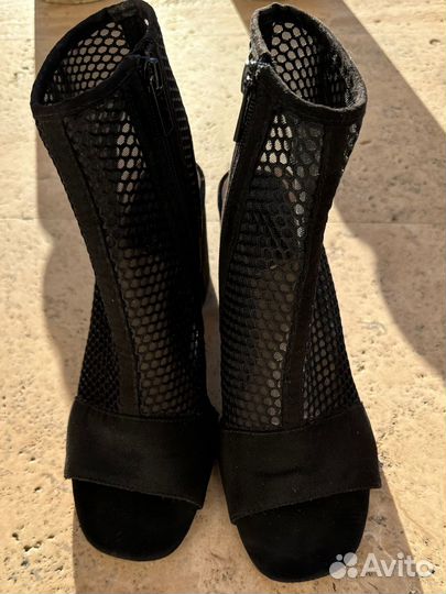 Ботильоны stradivarius 40