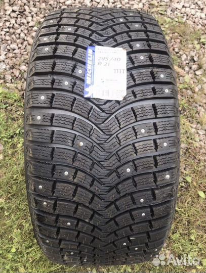 Michelin Latitude X-Ice North 2 + 295/40 R21