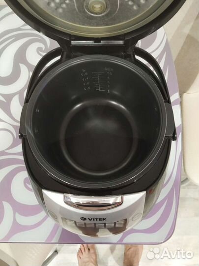 Мультиварка Vitek 4277BK