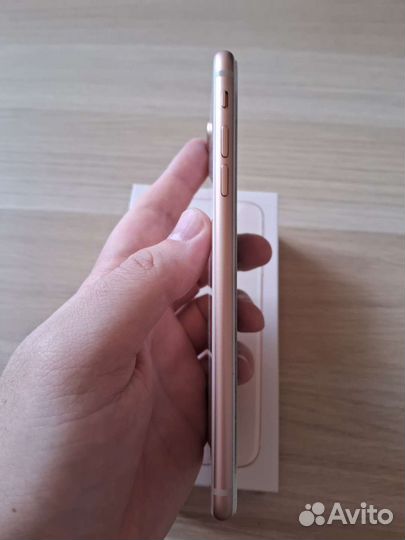 Телефон iPhone 8 plus
