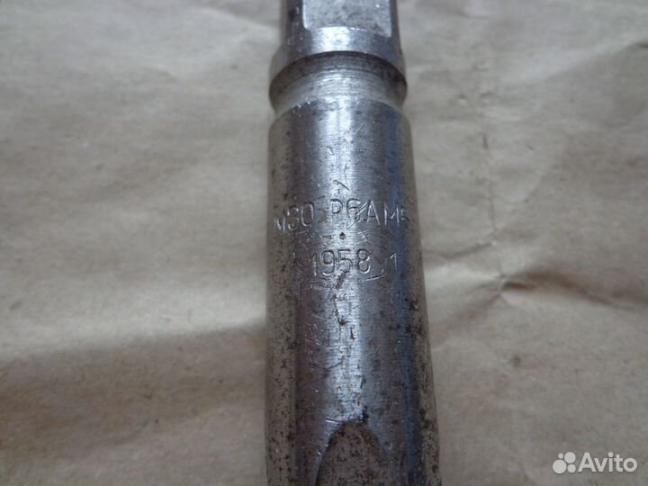 Метчик 30х3,5. р6ам5. левый