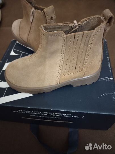 Zara. Ботинки для девочки