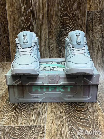 Nike rtfkt x dunk genesis