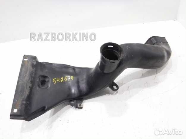 Воздухозаборник двигателя