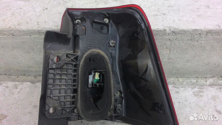 Фонарь Тойота Land Cruiser 200 лэндкрузер