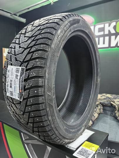 Hankook Winter I'Pike RS2 W429 235/45 R18 98T