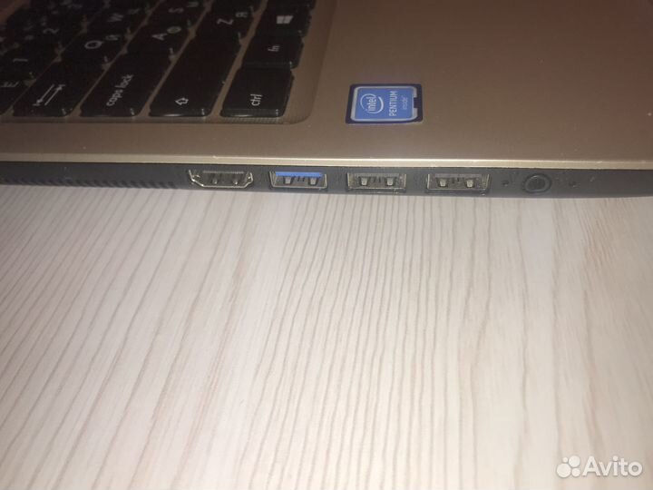 Ноут asus d540n +4ядра+4gb+ssd Evo860,250 gb