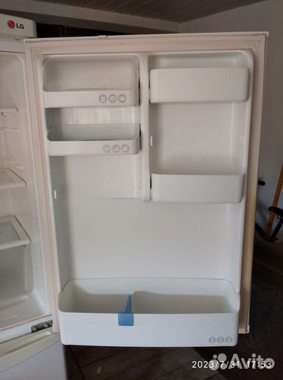 Холодильник бу nofrost