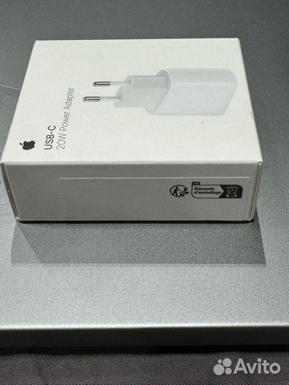 Сетевое зарядное устройство Apple mhje3ZM/A