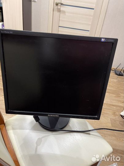 Монитор Samsung