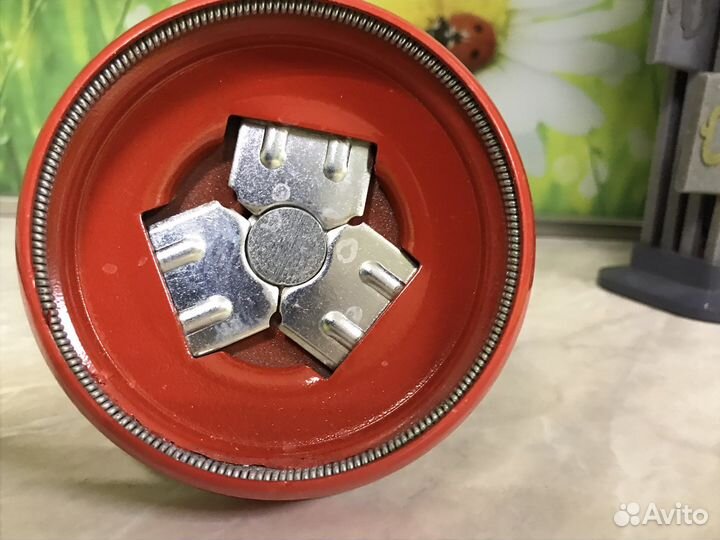 Закаточная машинка