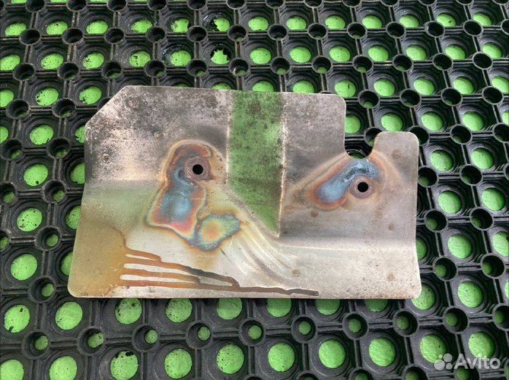 Экран теплозащитный MAN TGX