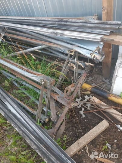 Тент, замки, элементы крыши