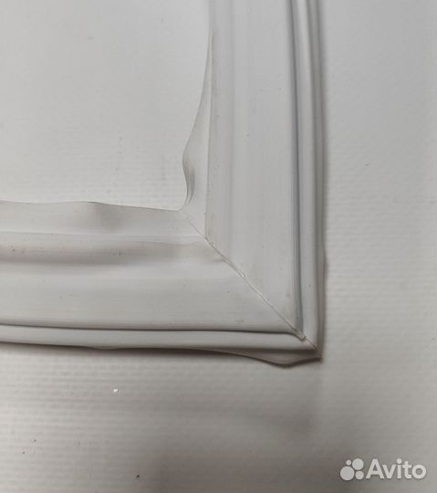 Уплотнитель Бирюса- 226C-3 (в паз) для холодиль