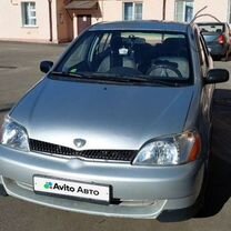 Toyota Echo 1.5 AT, 2001, битый, 150 000 км, с пробегом, цена 320 000 руб.