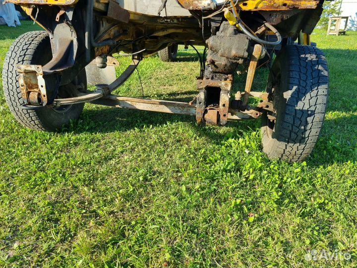 Передняя балка