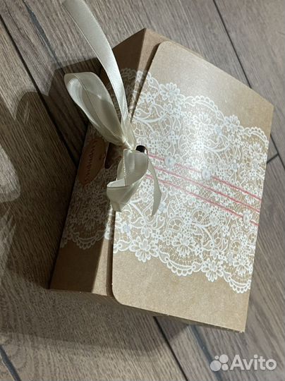 Женские носки в подарочной коробке