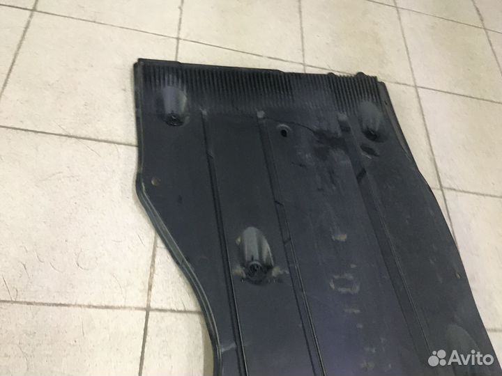 Защита днища Skоda Octaviа III 5Q0825202S