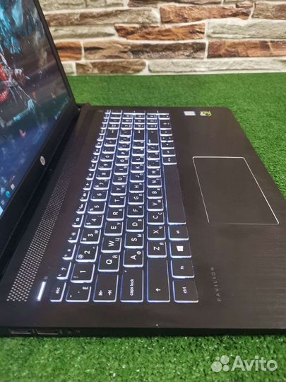 Игровой ноутбук hp i7 4 ядра/GTX1050 4гб/ssd/8ozu