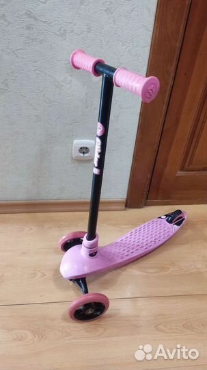 Самокат детский 3-х колесный розовый