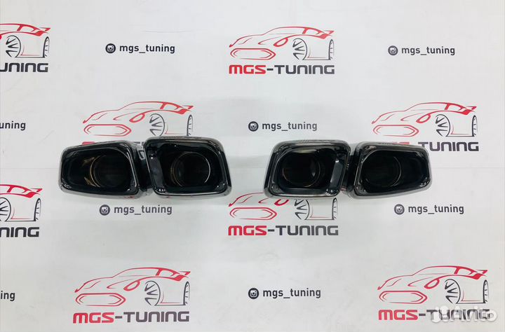 Насадки Mercedes 63 AMG ромбовидные черные