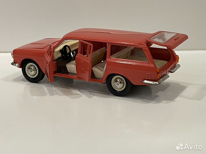 Модель автомобиля Волга 2402 а13 СССР