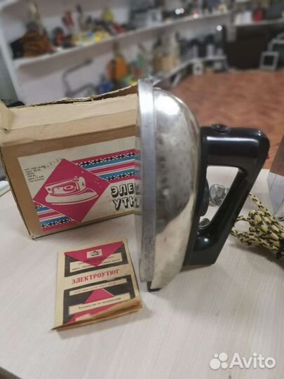 Утюги в ассортименте, Утюги СССР