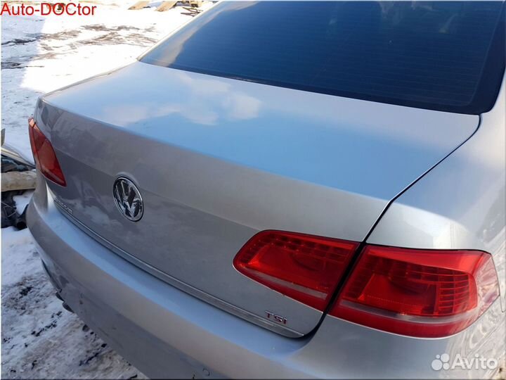 Крышка багажника Volkswagen Passat B7 2011 седан