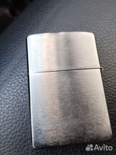 Продаю зажигалку Zippo made in USA
