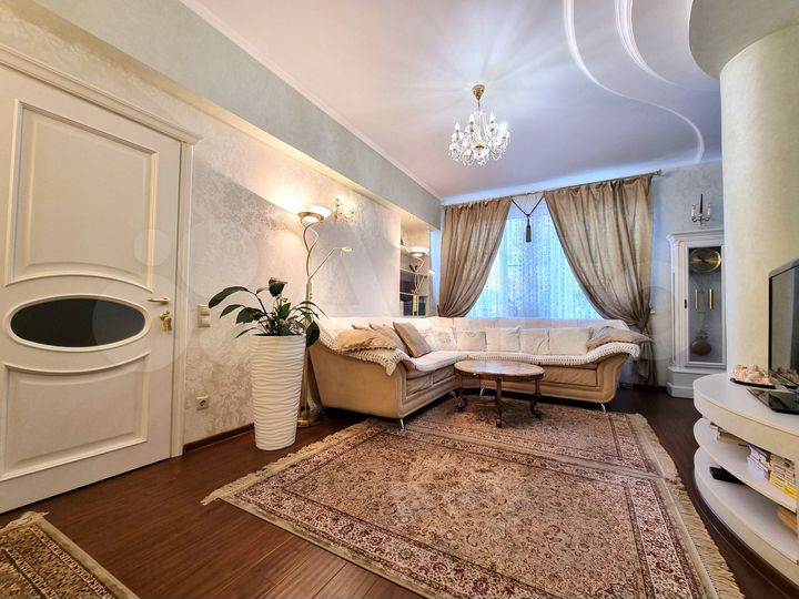 2-к. квартира, 87 м², 4/7 эт.