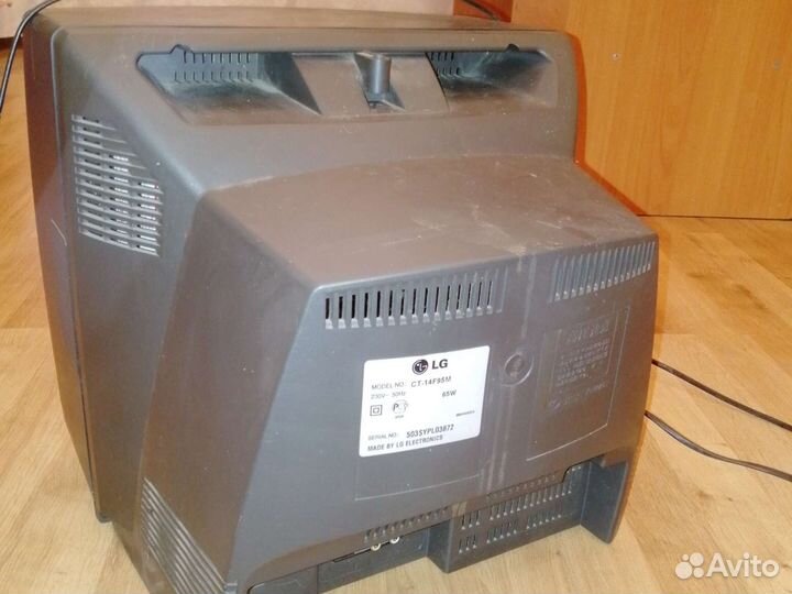 Телевизор LG 37см