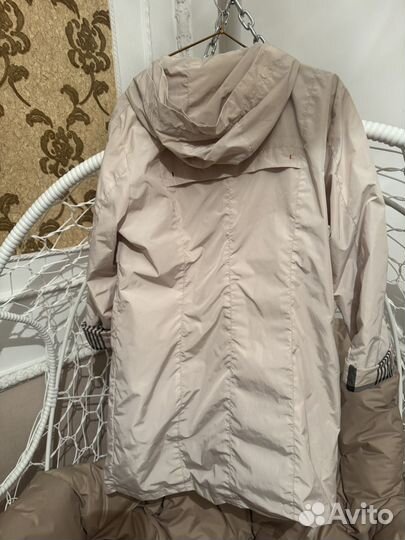 Ветровка женская