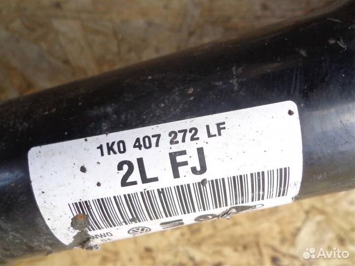 Полуось передняя правая VW Passat B6