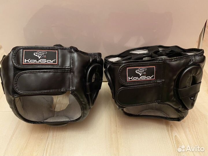 Шлем и перчатки для единоборств kougar