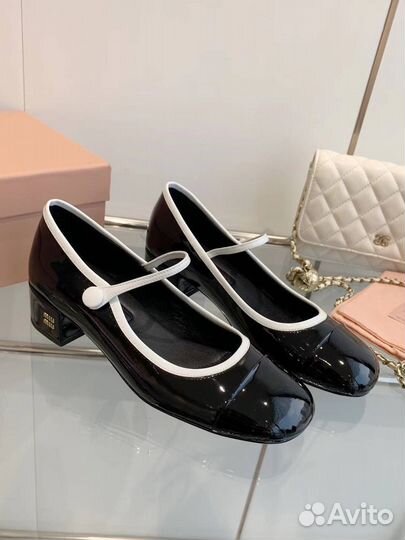 Балетки женские Miu Miu лак премиум 2 цвета