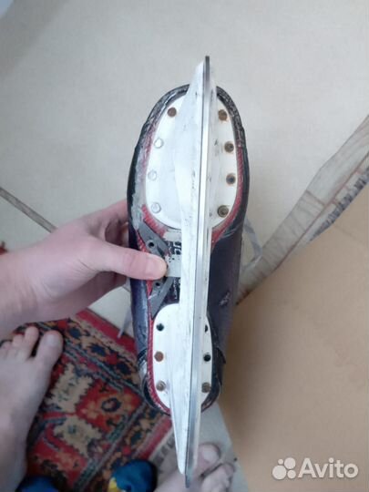 Хоккейные коньки bauer