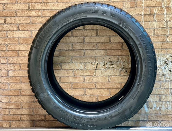 Kumho WinterCraft Ice WI31 245/45 R17