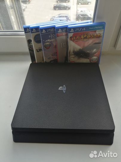 Sony PS4 slim 1 tb