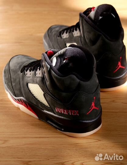 Nike air Jordan 5 Retro Gore-Tex Off Noir