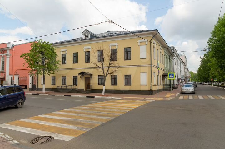 590 м² в топовом месте на ул. Революционная