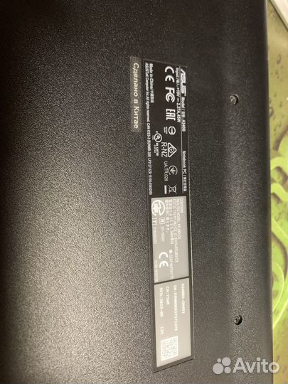 Ноутбук asus